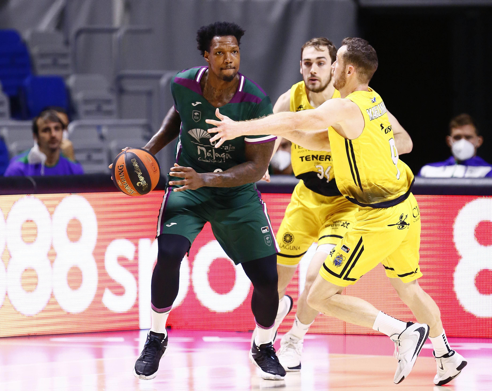 Deon Thompson, en un instante del partido. Deon Thompson, en un instante del partido.