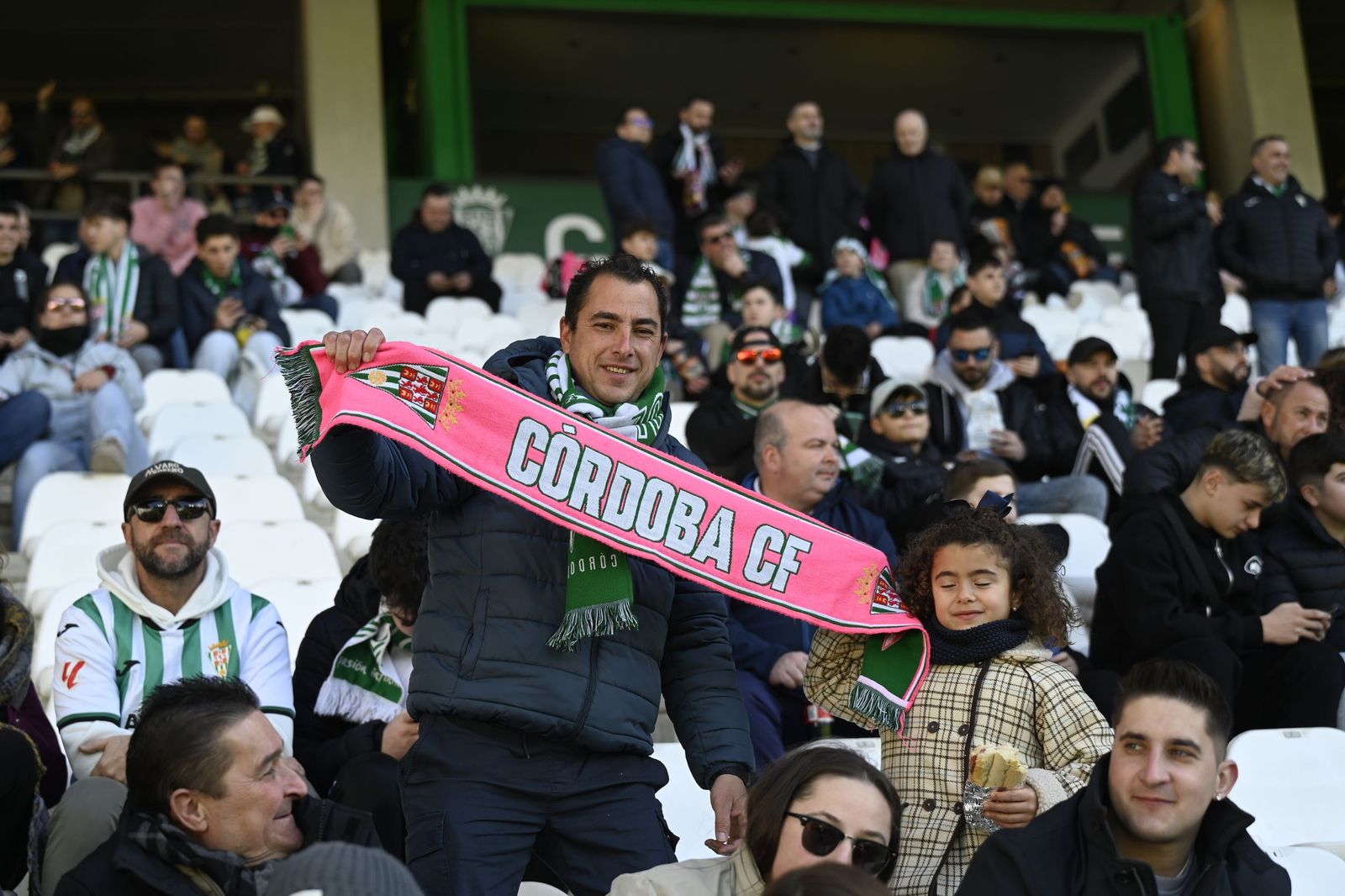 Las mejores fotos del ambiente en El Arcángel para el Córdoba CF - Leganés