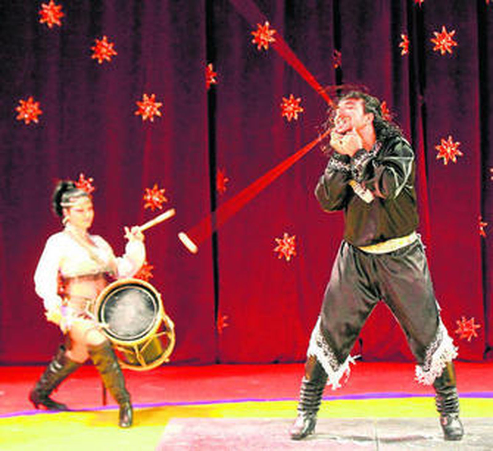 El Circo ha sido sin duda la gran novedad este año en Juvelandia, lleno de público todos los días.