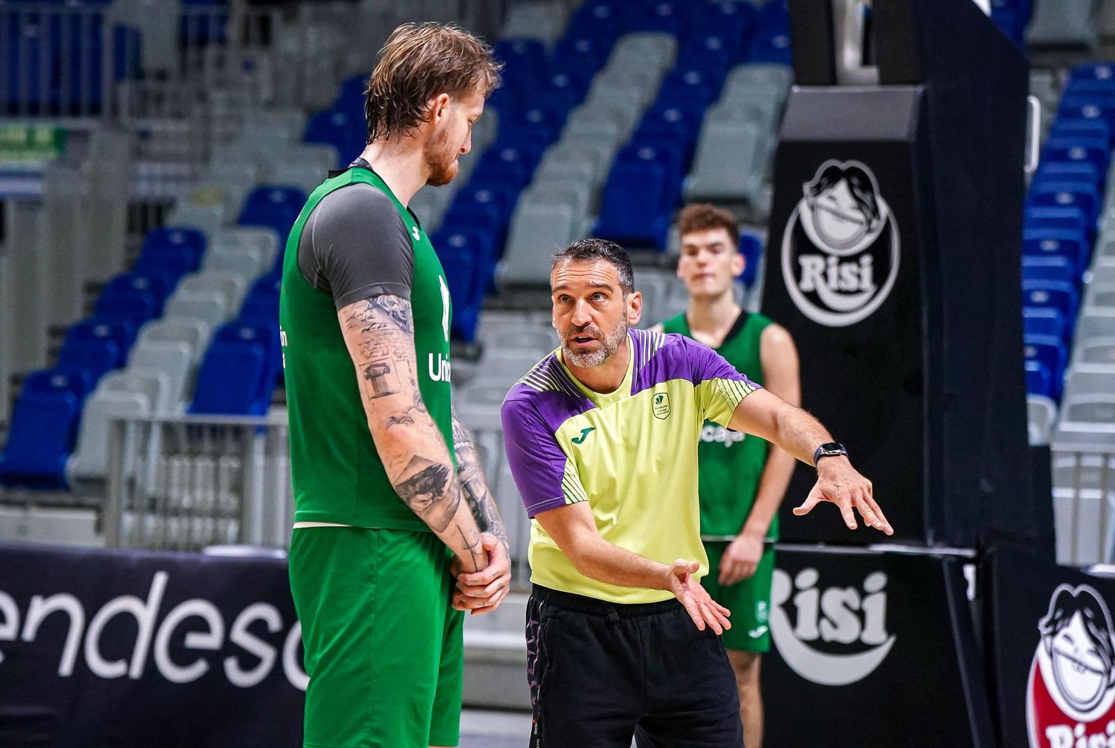 Buenas caras e intensidad en el regreso del Unicaja al trabajo