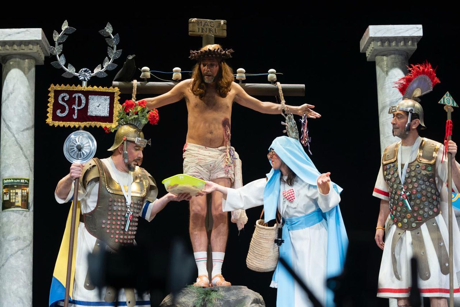 Búscate entre las mejores imágenes de la primera semifinal del COAC 2026