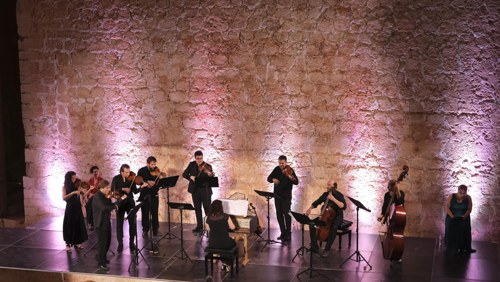 Imágenes del concierto de Harmonía del Parnás en el Festival de Música Renacentista y Barroca de Vélez Blanco