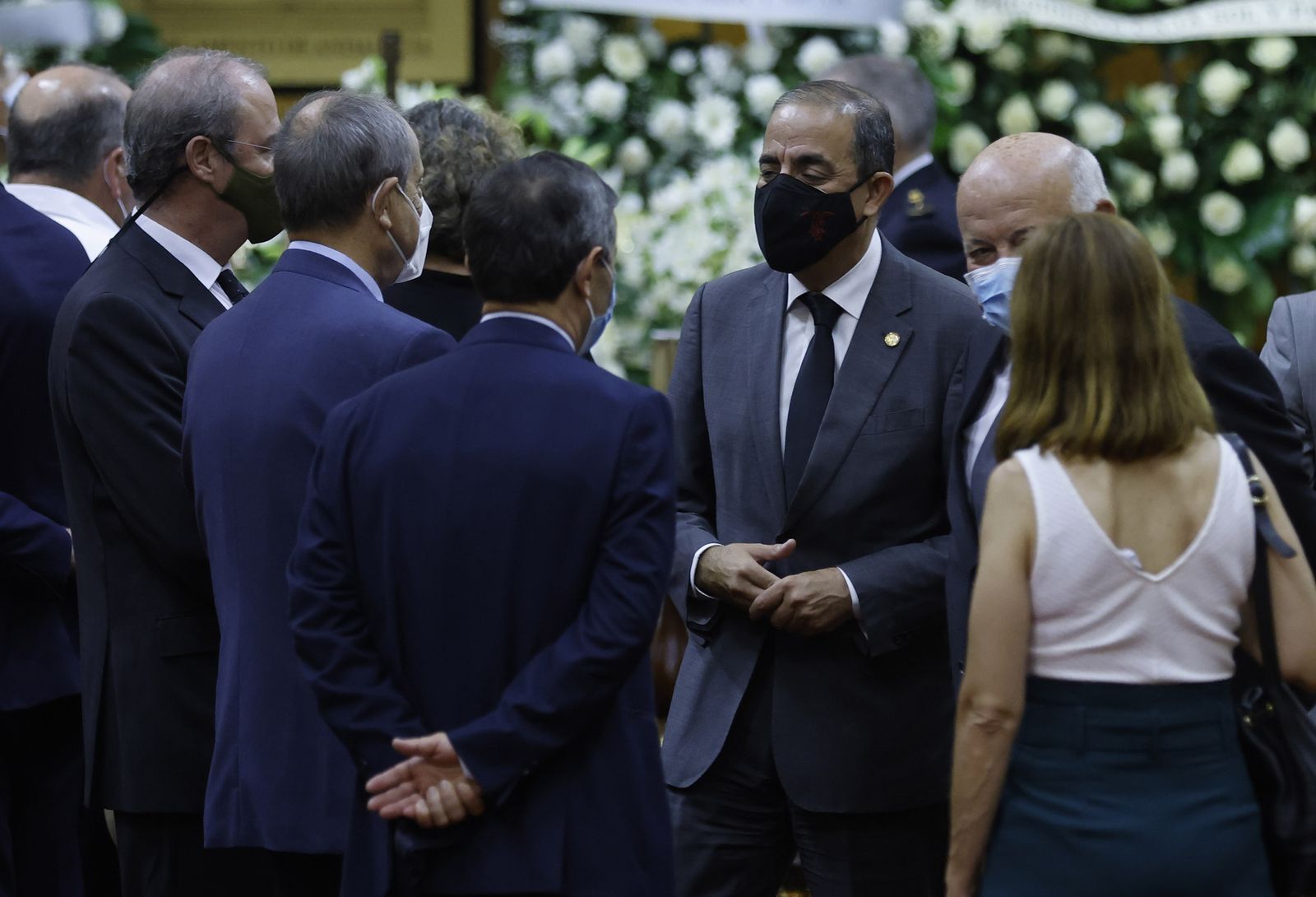 Las imágenes de la capilla ardiente de Manuel Clavero en el Parlamento de Andalucía