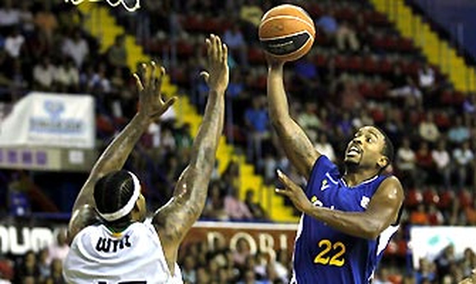 Bullock-Kirksay ¡vaya pareja! (85-80)