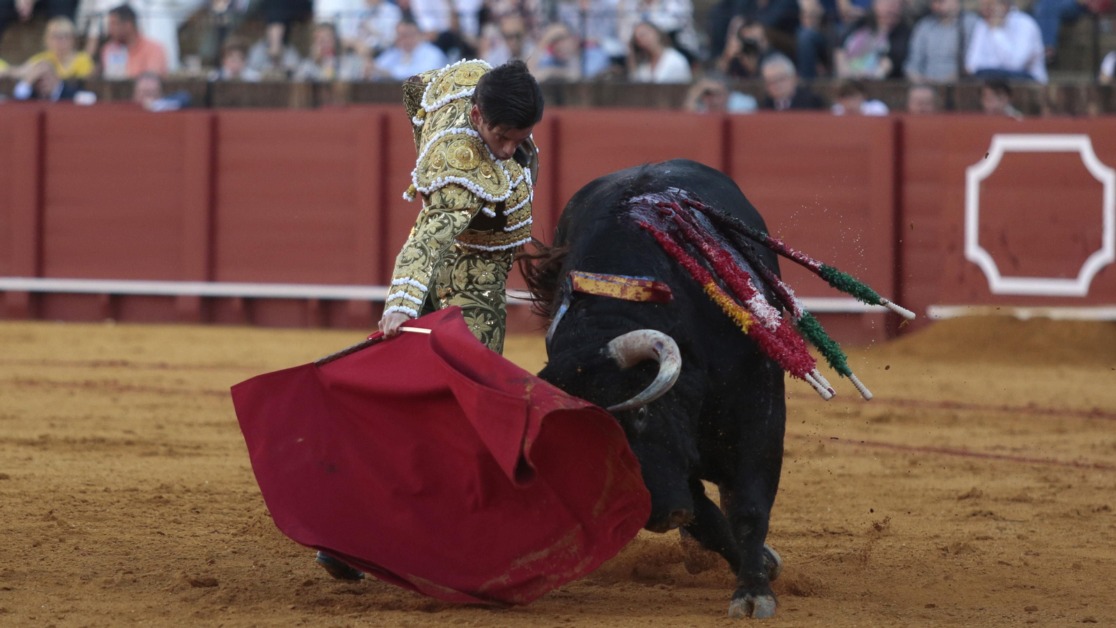 Las imágenes de la tercera de abono en La Maestranza