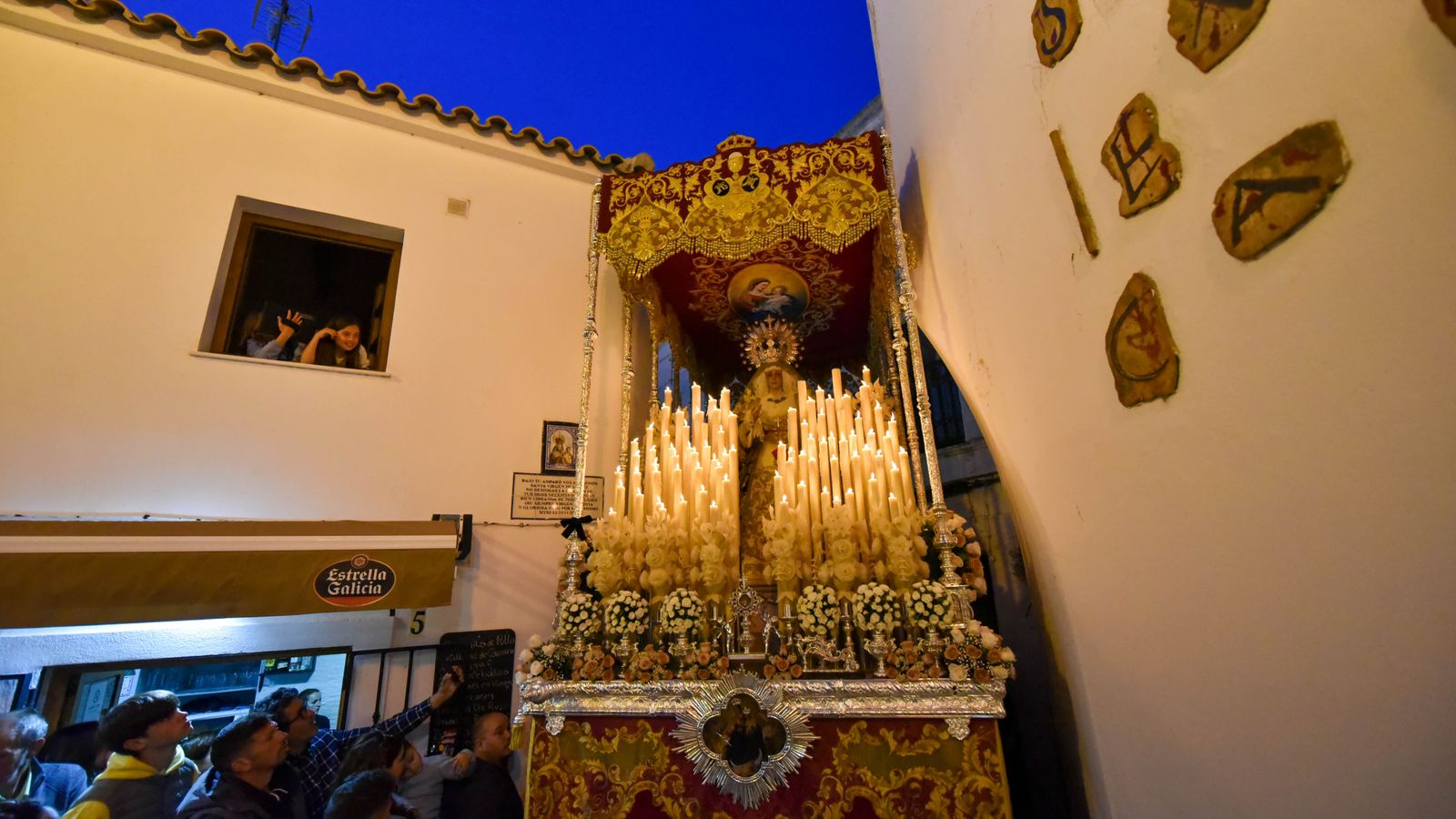 Fotos del Lunes santo en Tarifa: Nuestro Padre Jesús en la Oración en el Huerto y Nuestra Madre de Dios y del Rosario