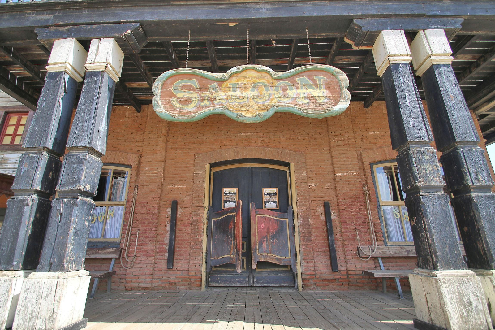 Fotogalería del Oasys Mini Hollywood sin actividad durante el coronavirus