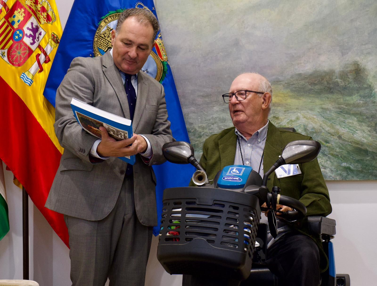 Presentación del libro 'Huelva, su Puerto y más'.