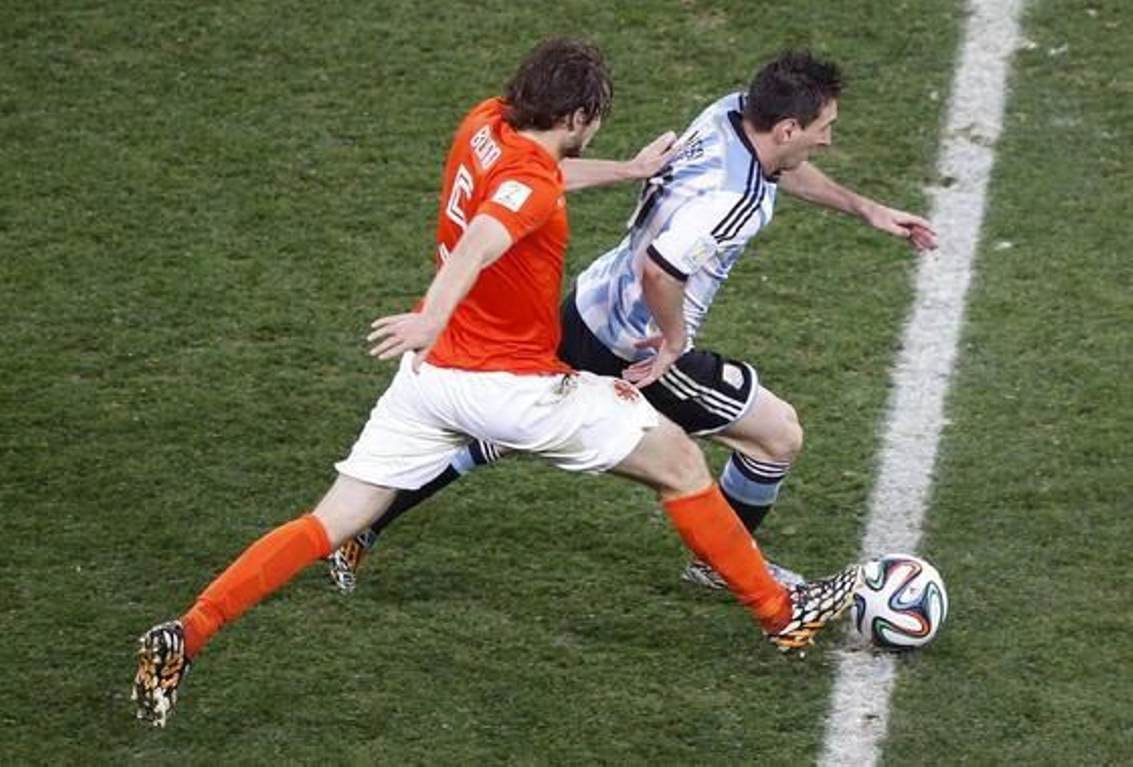 Las imágenes del Holanda-Argentina