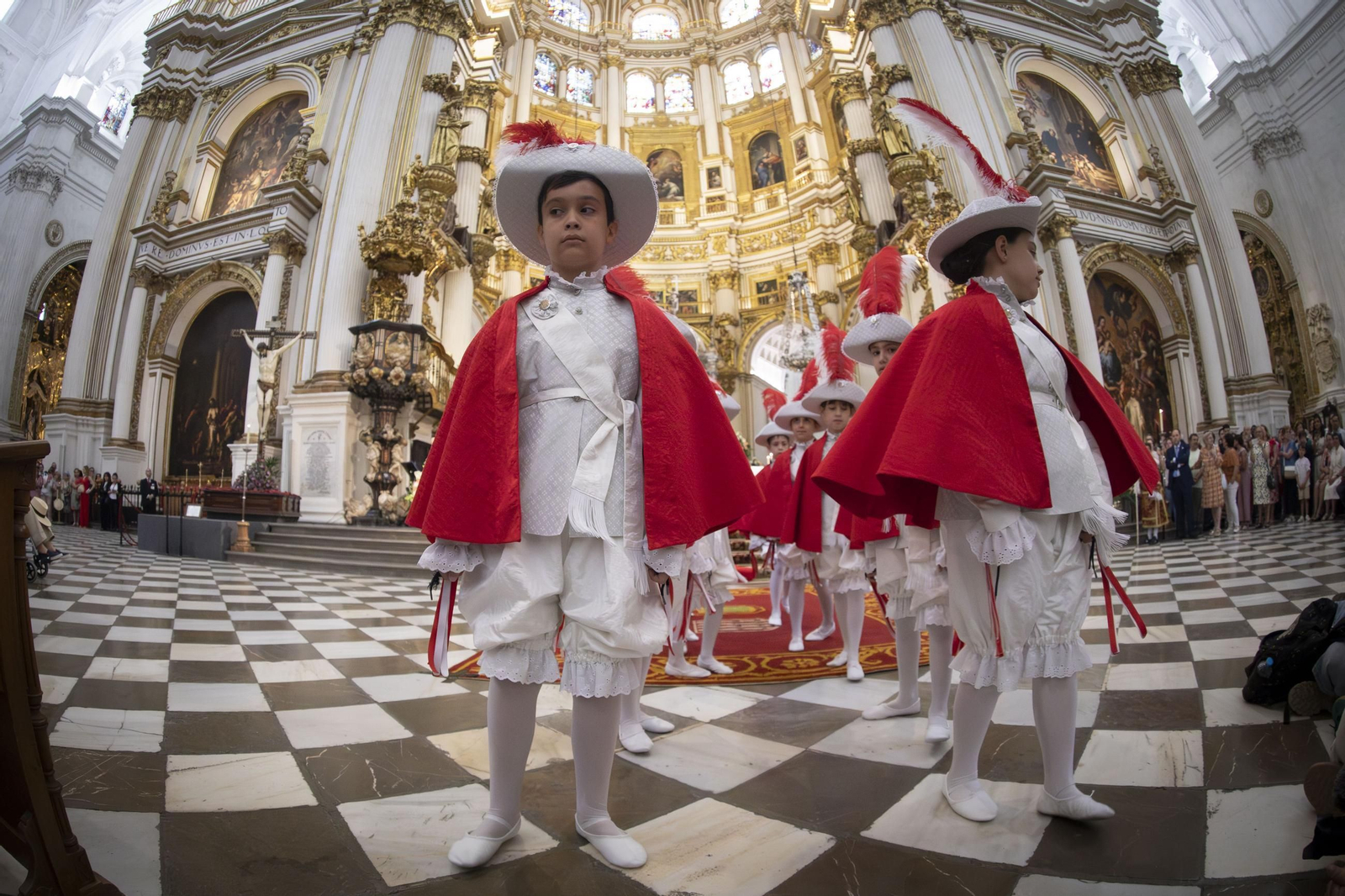 Solemne Procesión del Corpus Christi de Granada, Junio 2025.jpg