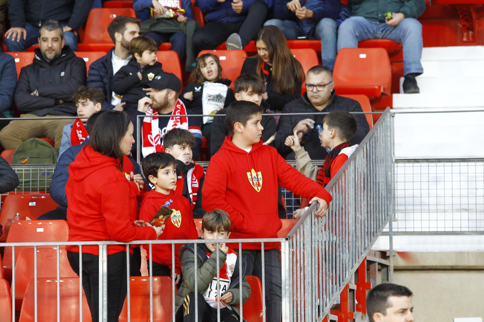 Búscate en las fotos del partido U.D. Almería-Real Oviedo