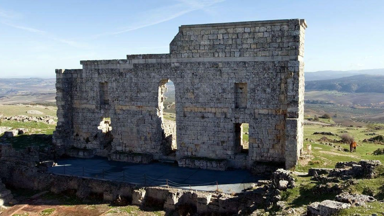 Ruinas de la ciudad romana de Acinipo. Ruinas de la ciudad romana de Acinipo.
