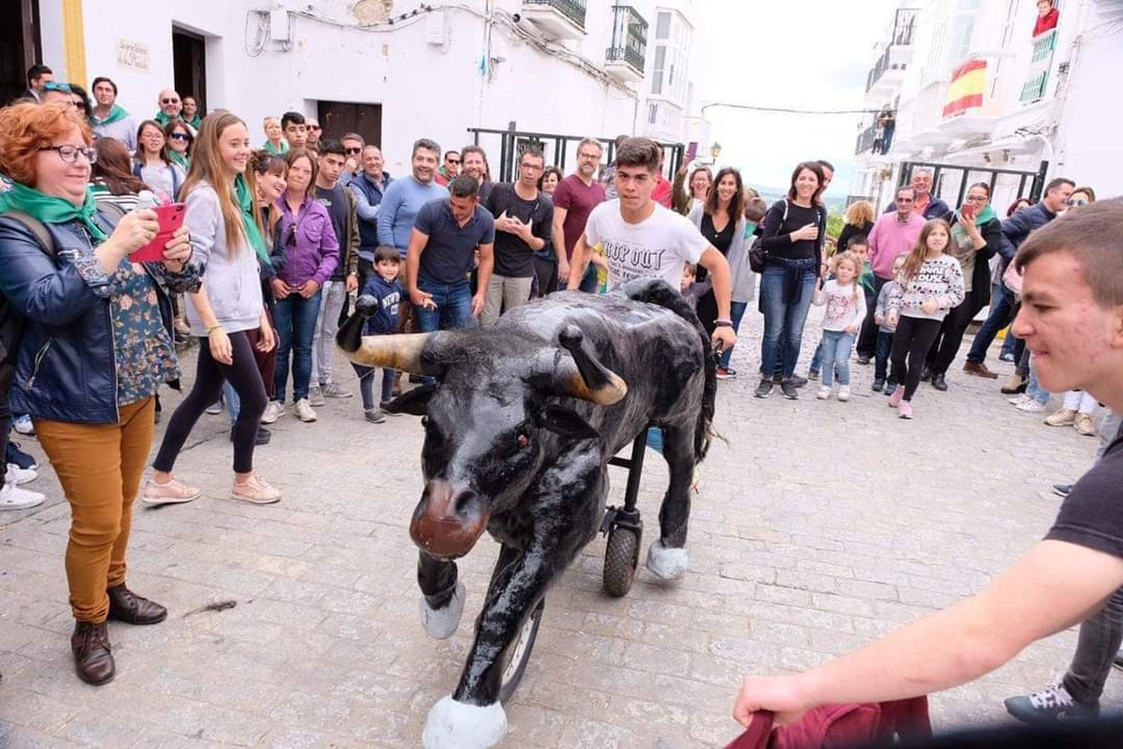 El Toro de la Infancia es uno de los atractivos de este sábado.