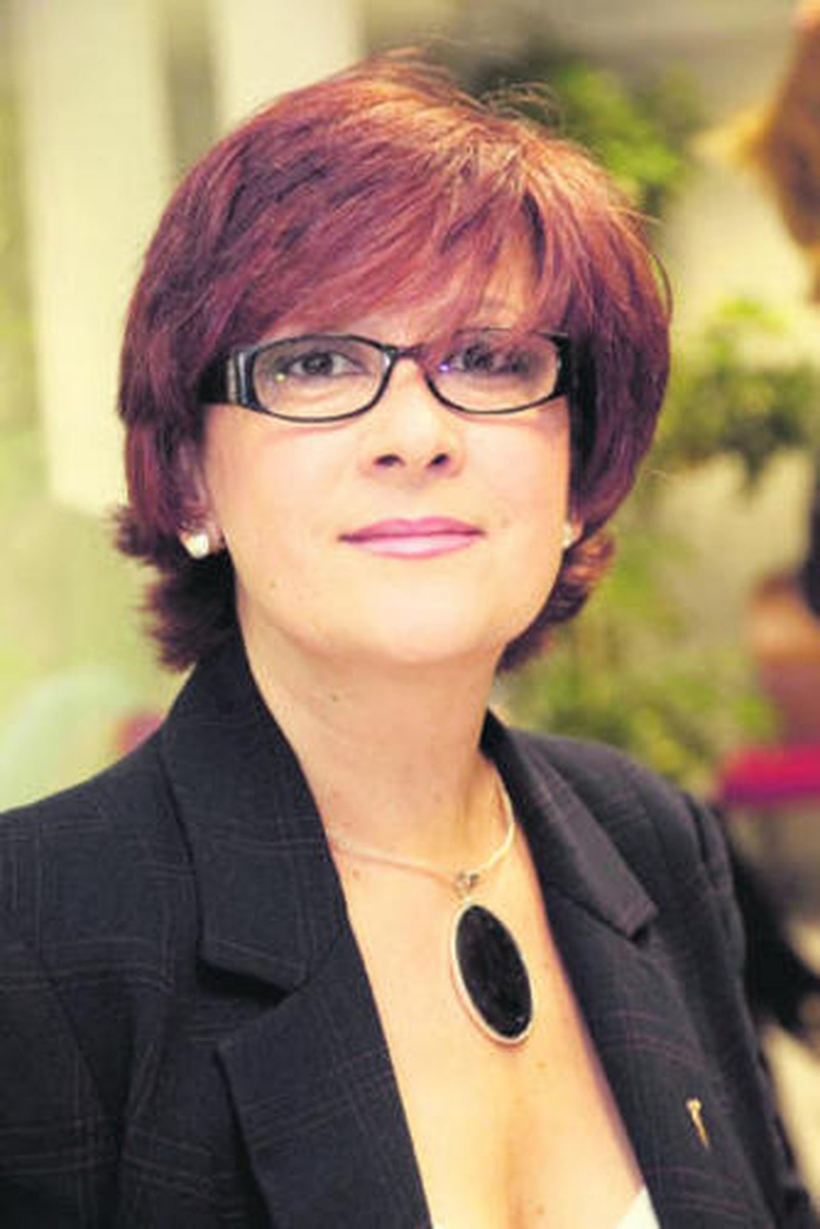 Maestra de la 'alta' costura sevillana