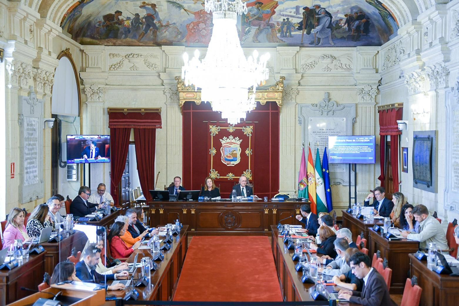 El pleno extraordinadio en el Ayuntamiento de Málaga, sobre la sanidad pública. El pleno extraordinadio en el Ayuntamiento de Málaga, sobre la sanidad pública.