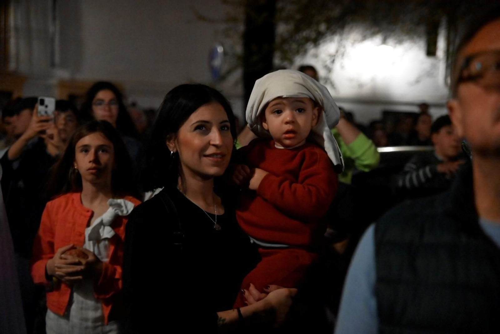 El Señor de la Salud da luz al Jueves de Pasión en Córdoba, en imágenes