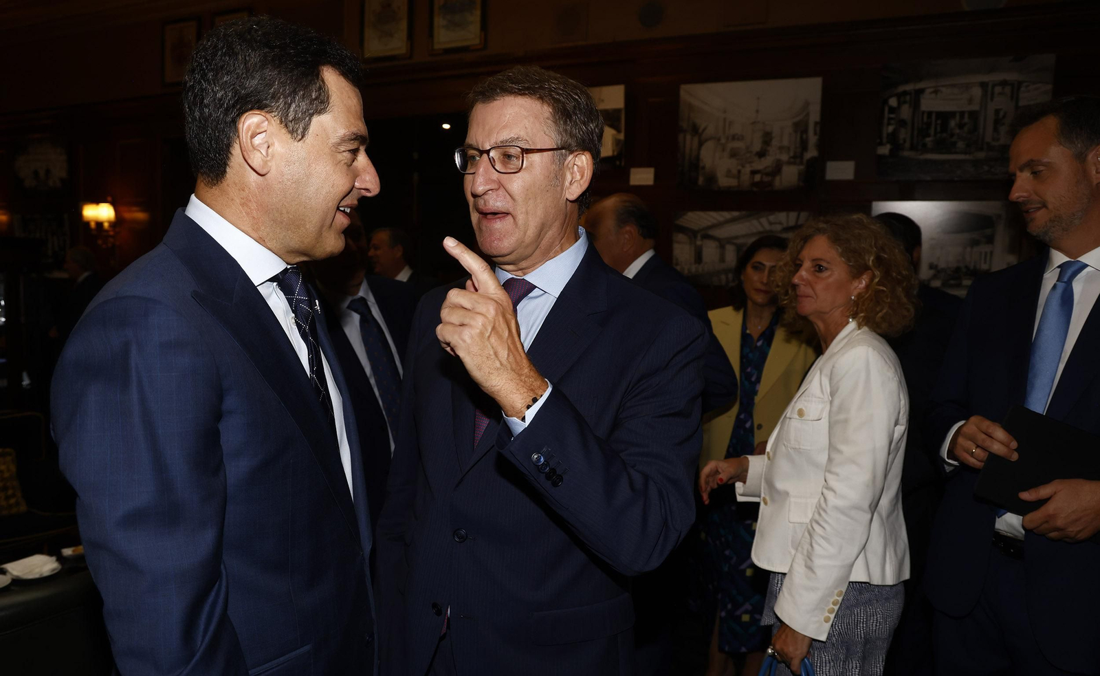 Foro Joly con Juanma Moreno en Madrid, todas las imágenes