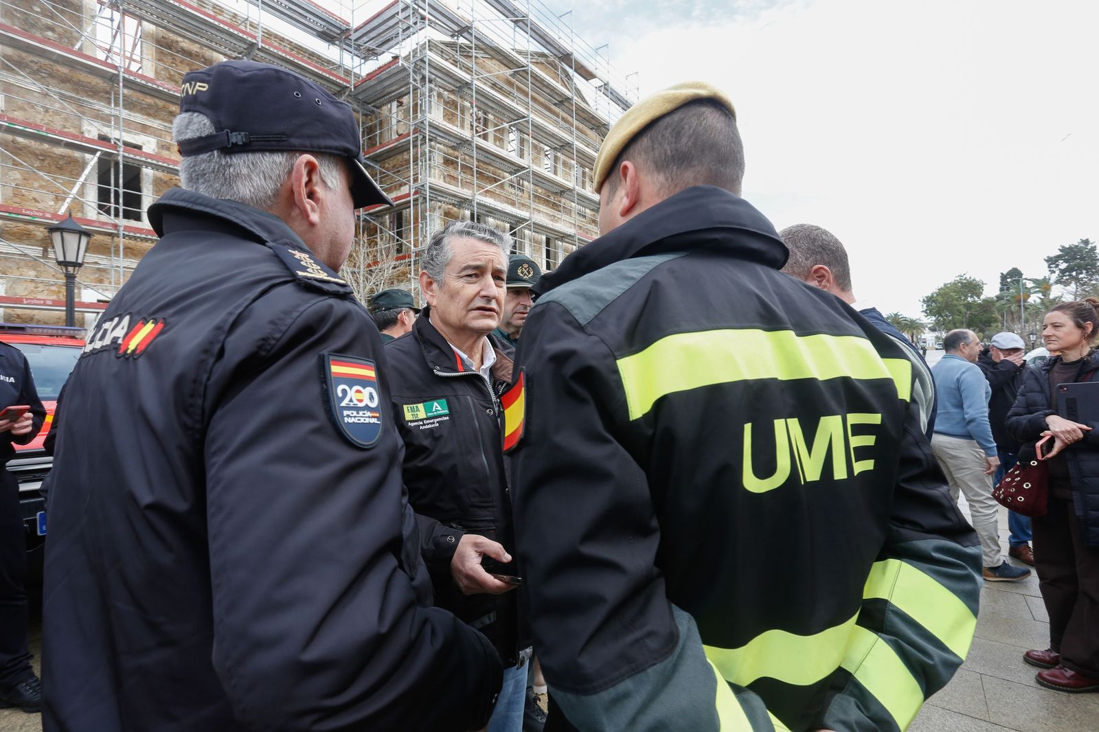 Las fotografías de la visita de Pedro Sánchez al puesto de mando avanzado de San Roque