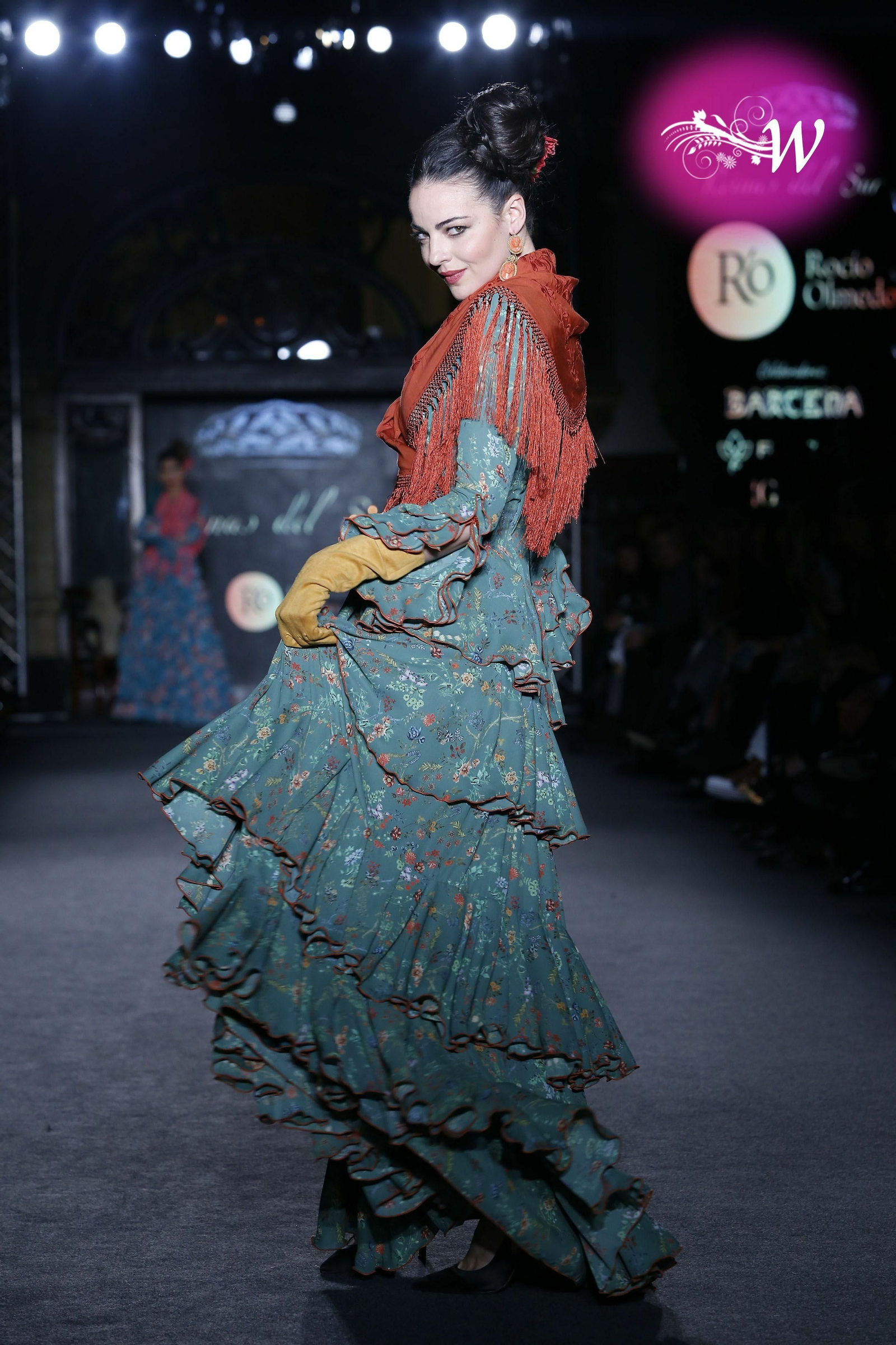 Rocío Olmedo y sus 'Reinas del Sur', las fotos del desfile de su colección 2020 en We Love Flamenco