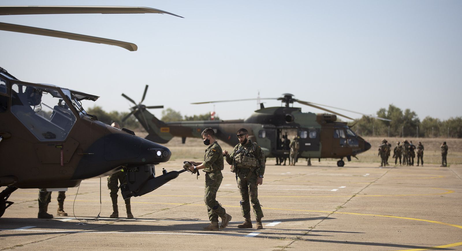 Entrenamiento del Ejército en el río Guadalquivir