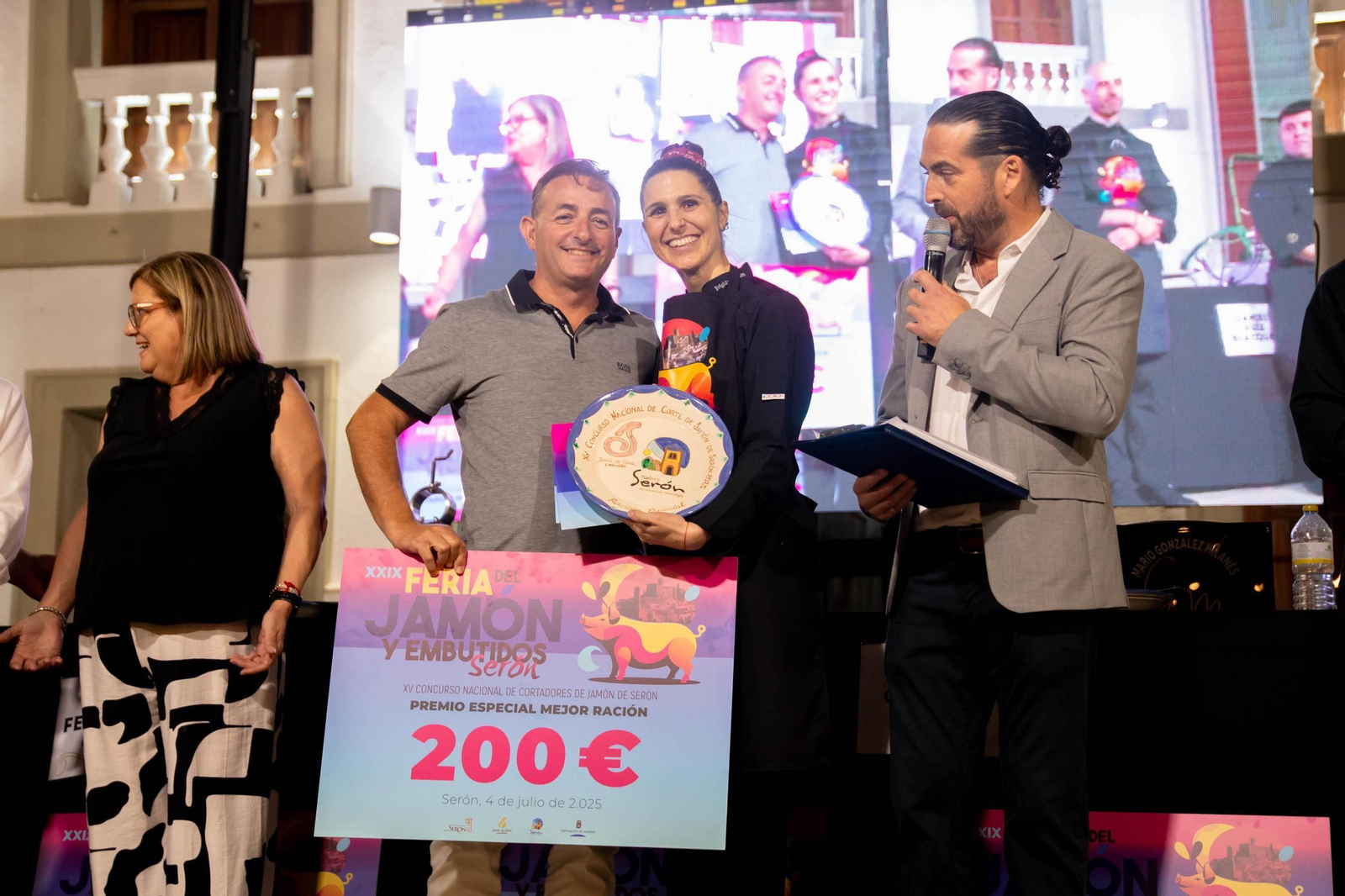 Concurso de cortadores de jamón en Serón, en imágenes