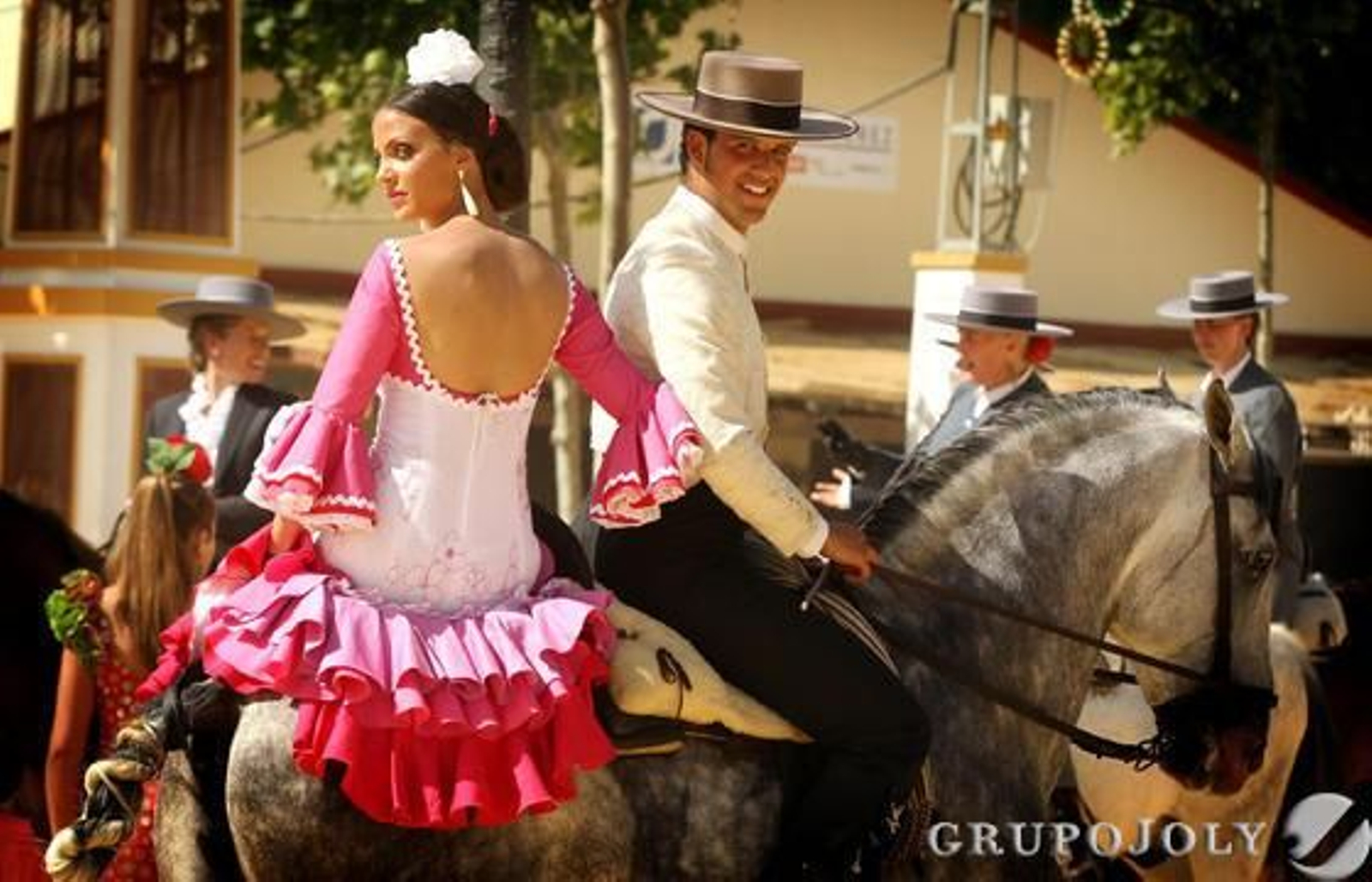 Elegancia y señorío a caballo

Foto: Miguel Angel Gonzalez