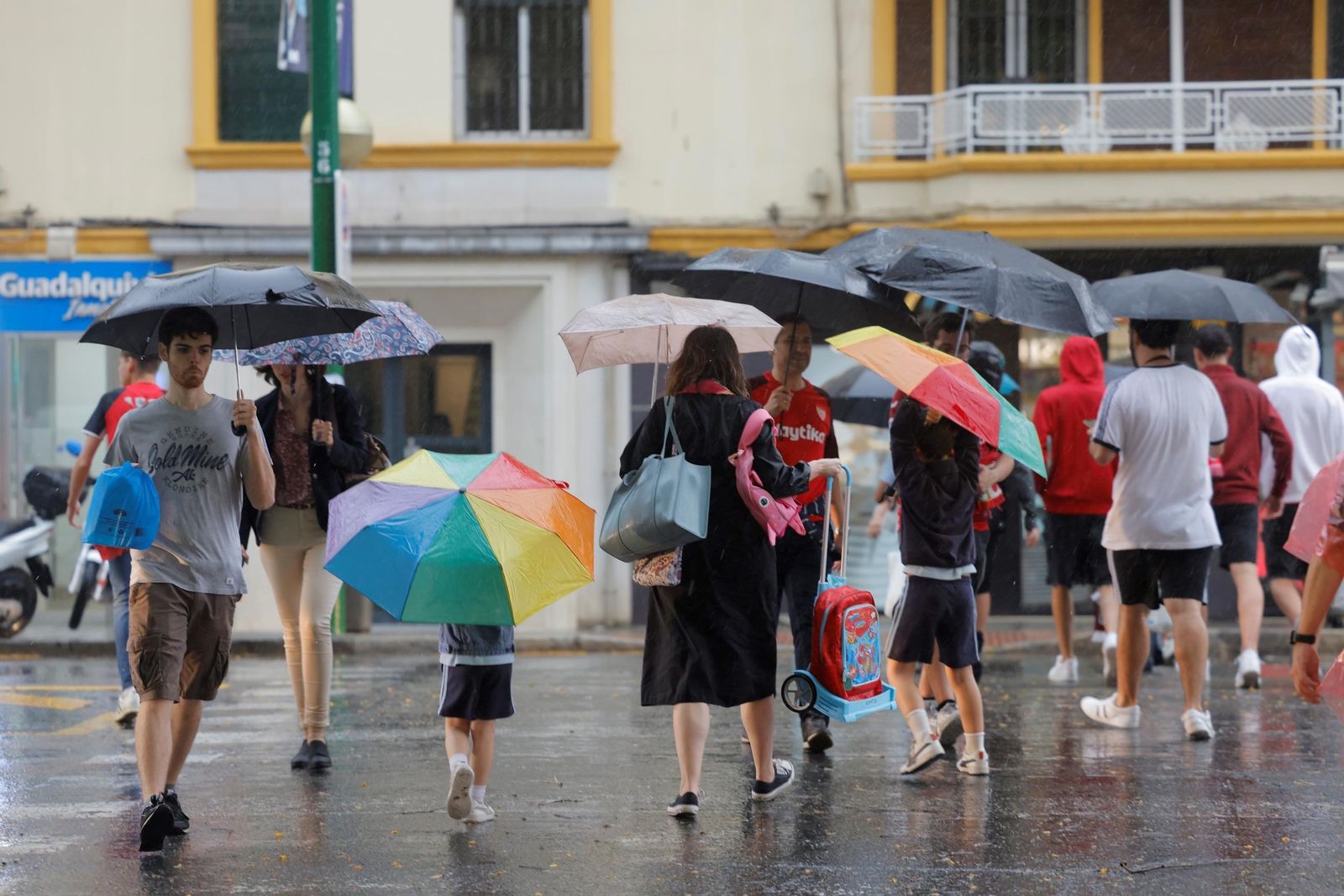 Las lluvias vuelven a Sevilla con la llegada de la DANA
