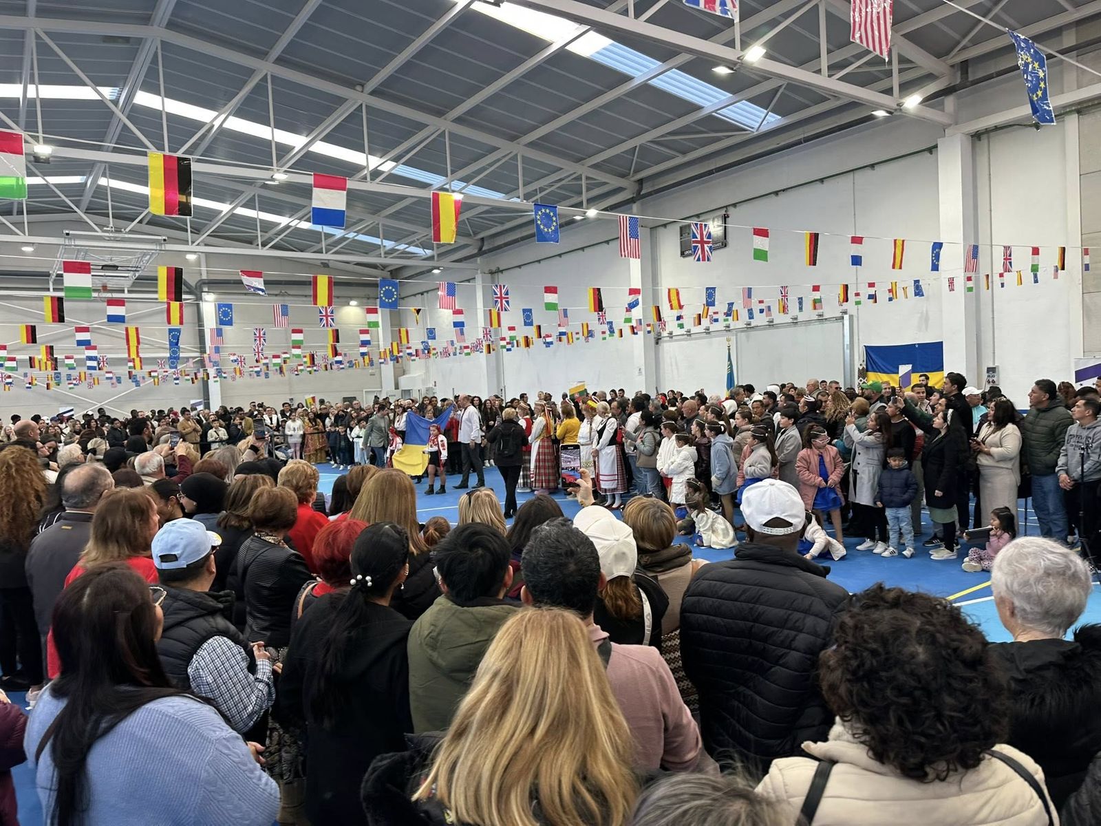 El Festival de Las Naciones muestra la diversidad de 18 países en Huércal Overa
