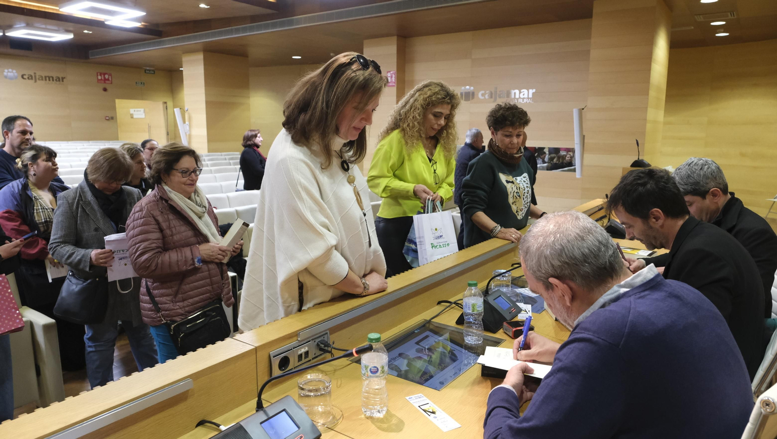 Imágenes de Diario de los Libros con Carmen Mola