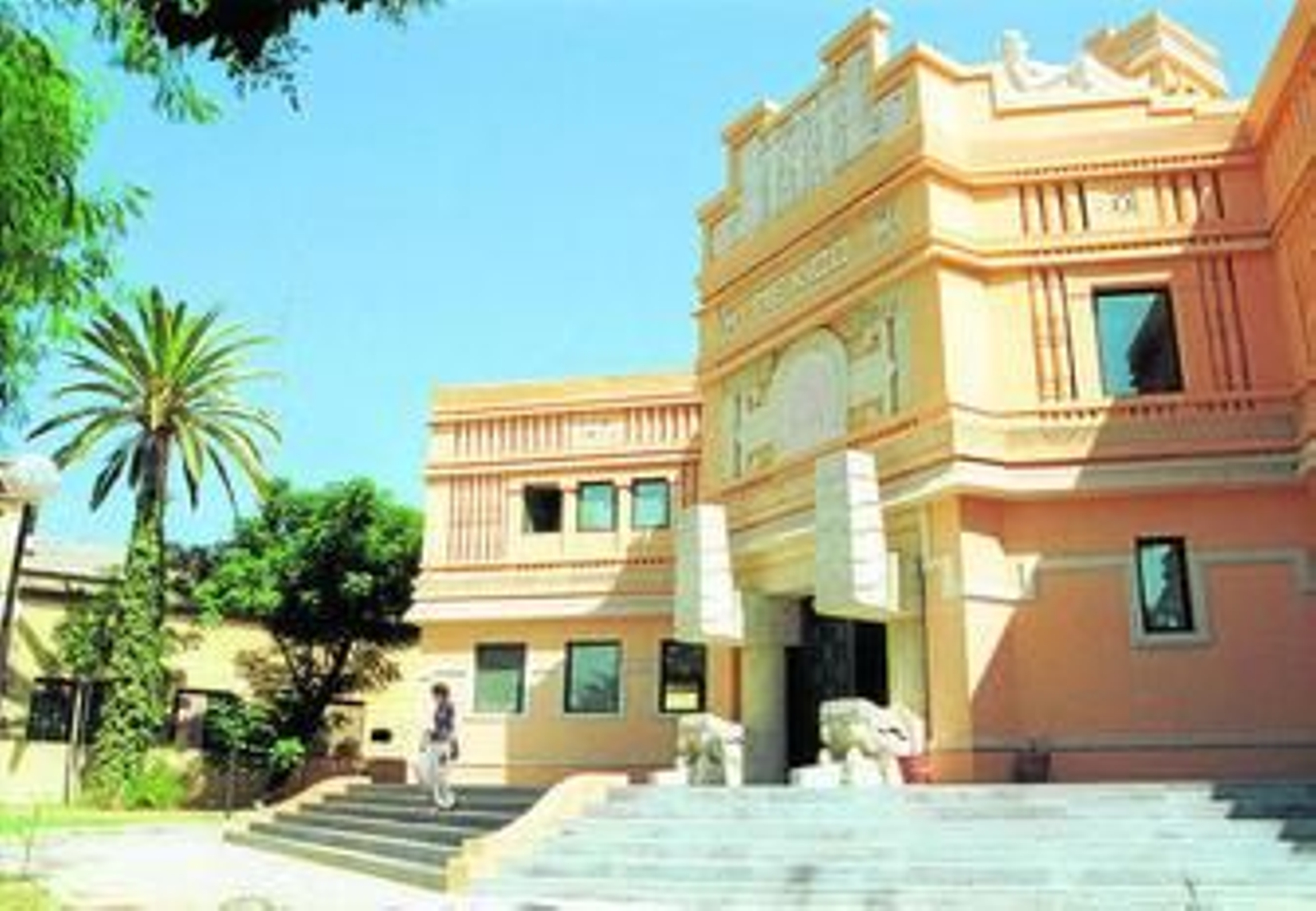 El de México es uno de los pabellones de la Exposición del 29 que se incluye en las visitas guiadas.