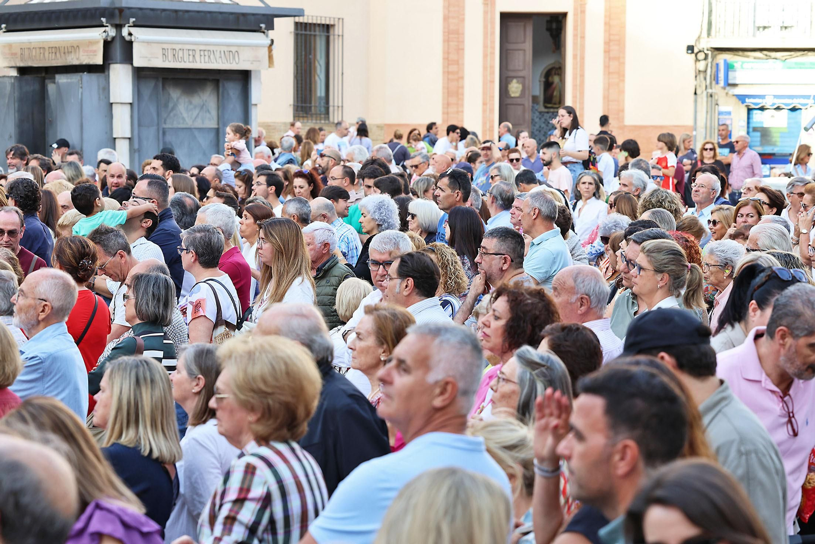 Imágenes de la concentración por las infraestructuras para Huelva