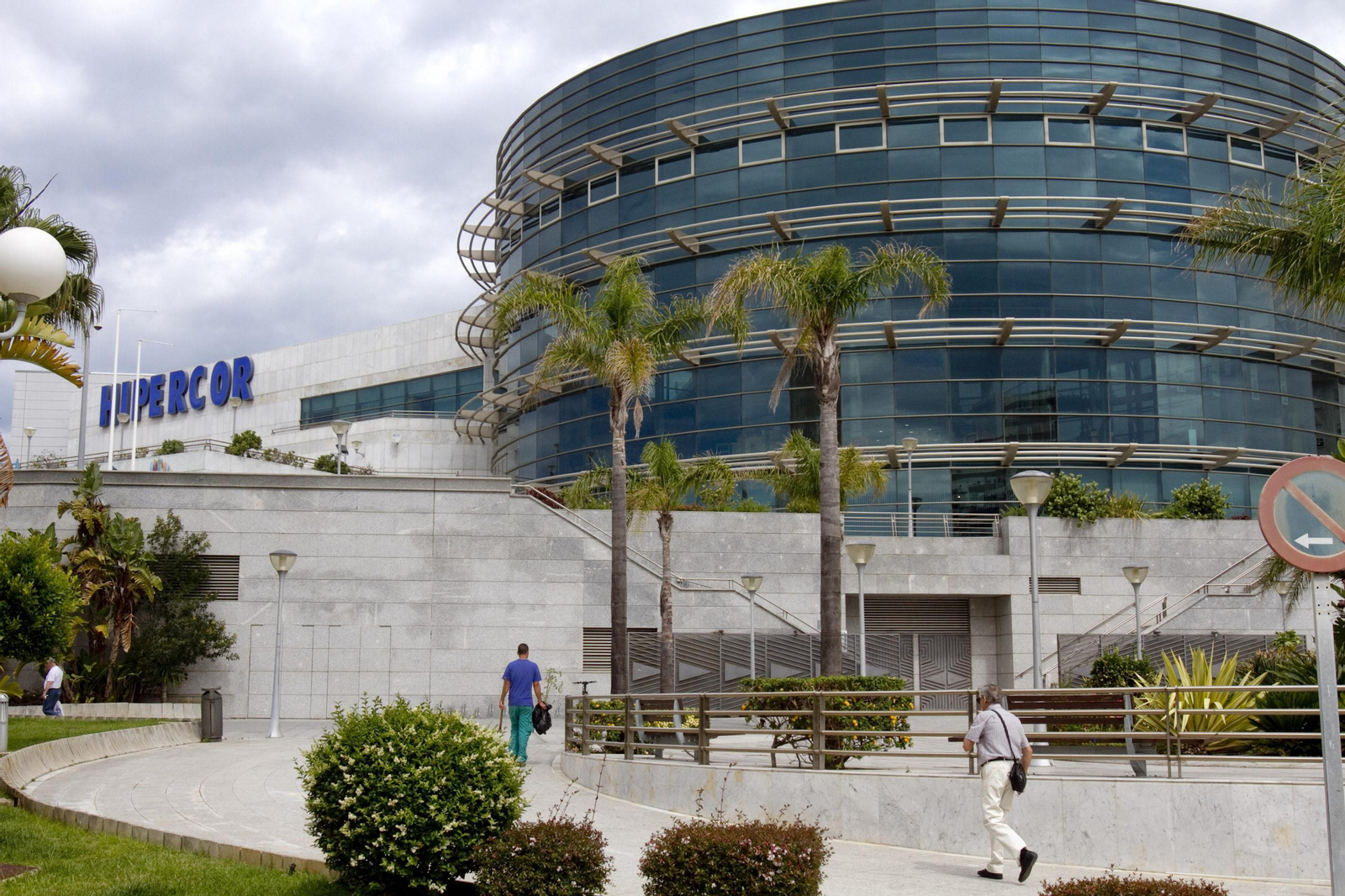 El centro comercial de El Corte Inglés de Cádiz.