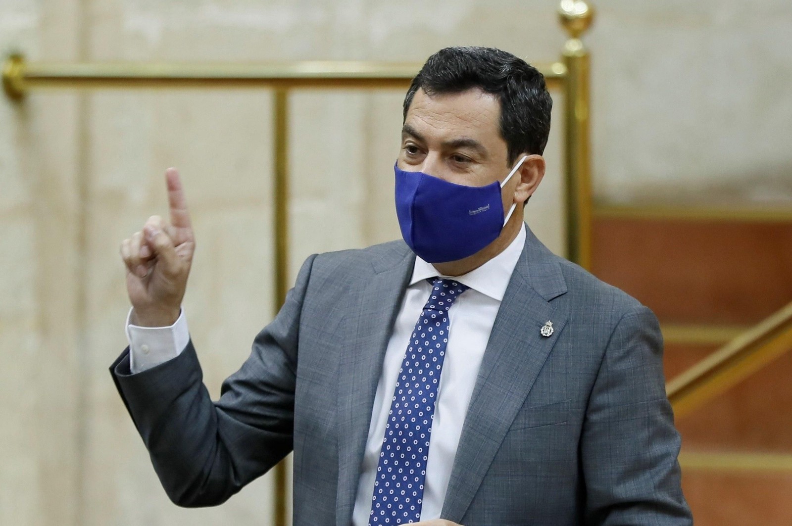 Juanma Moreno, presidente de la Junta de Andalucía, este jueves en el Parlamento de Andalucía.