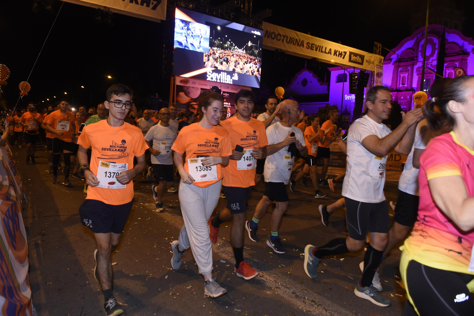 Búscate en la Carrera Nocturna 6