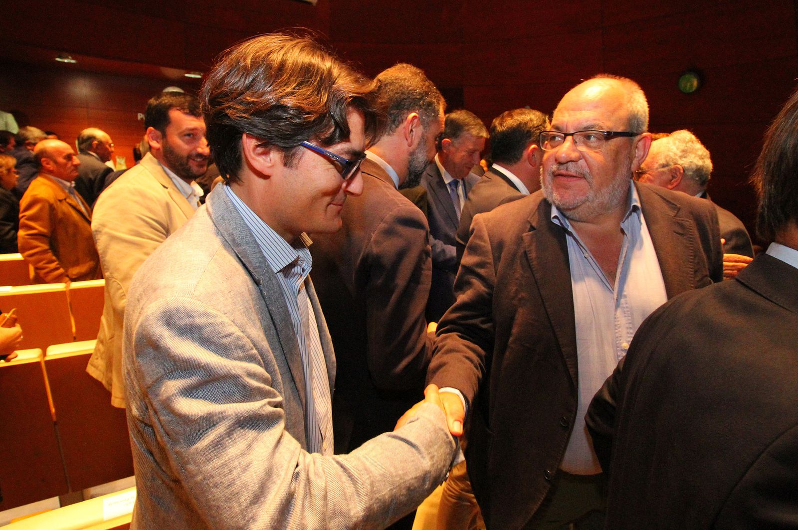 Imágenes de la toma de posesión del nuevo presidente del Puerto de Huelva, José Luis Ramos.