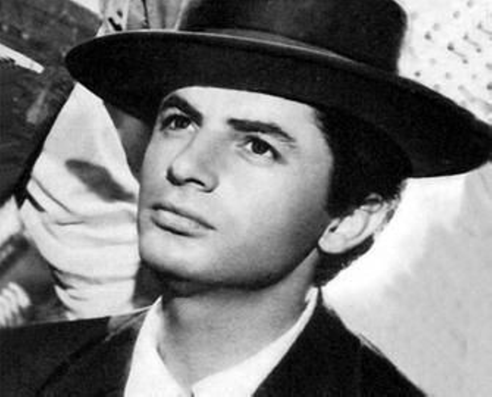 Una de las imágenes más conocidas del famoso cantante malagueño Antonio Molina, que hoy tiene en Loja parte importante de su legado.