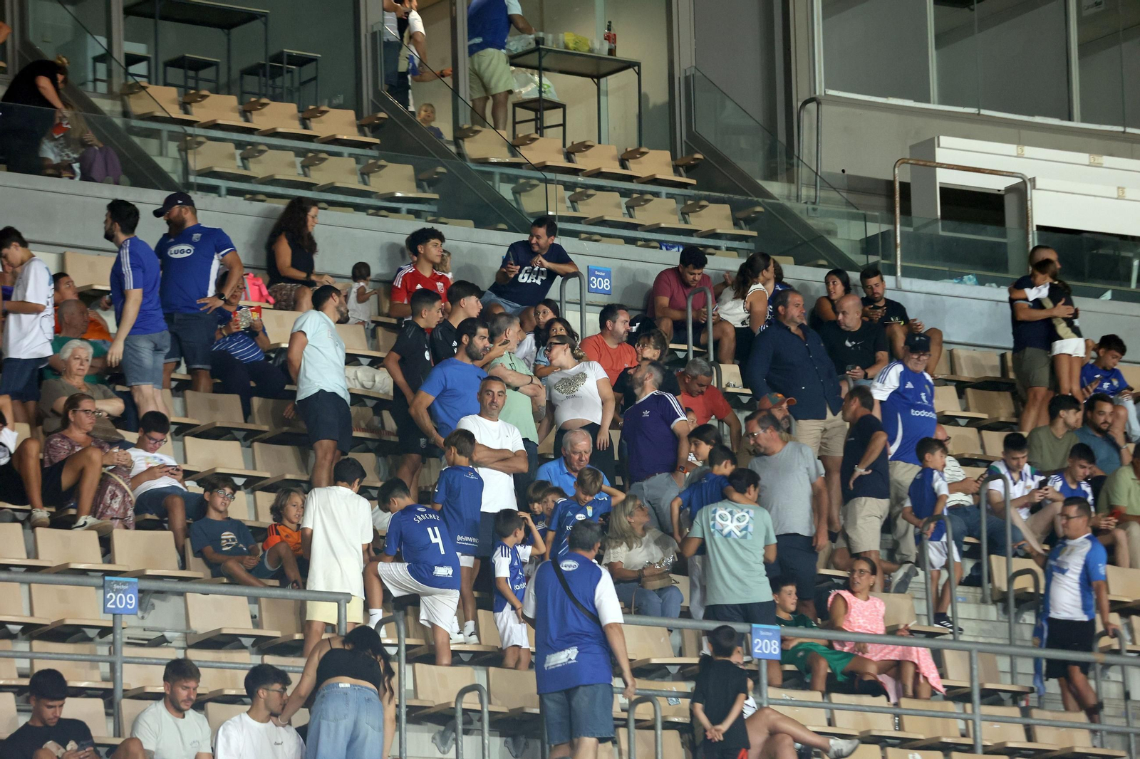 Búscate en el Trofeo Feria de la Vendimia entre el Xerez CD contra el Juventud Torremolinos en Chapín