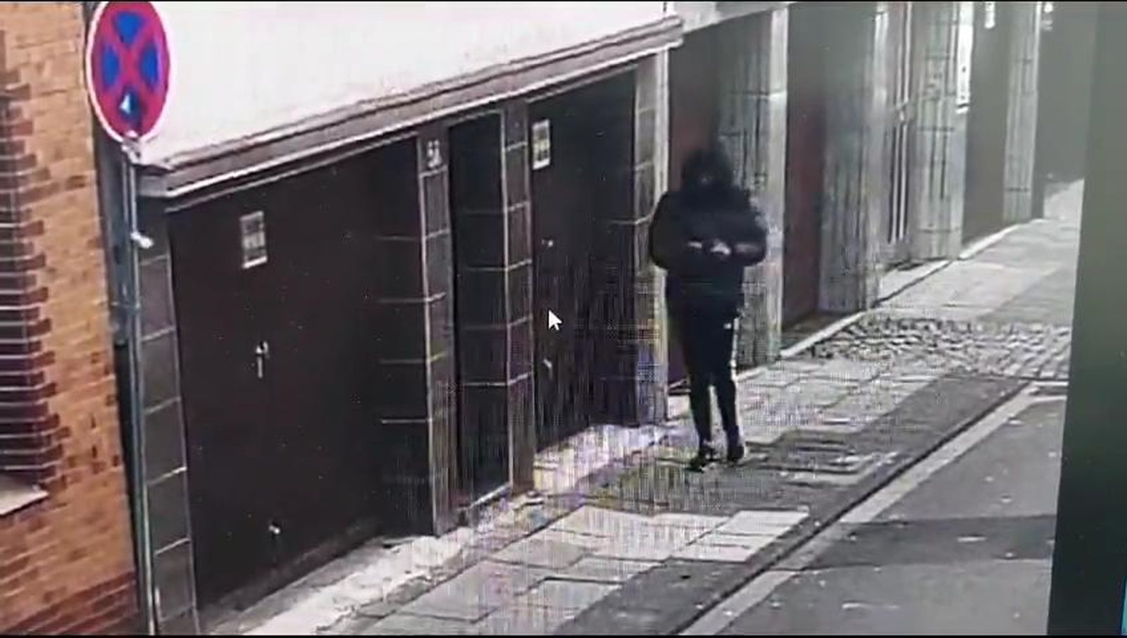 El peligroso sicario ‘El Pastilla’ grabado por las cámaras de seguridad en Colonia.