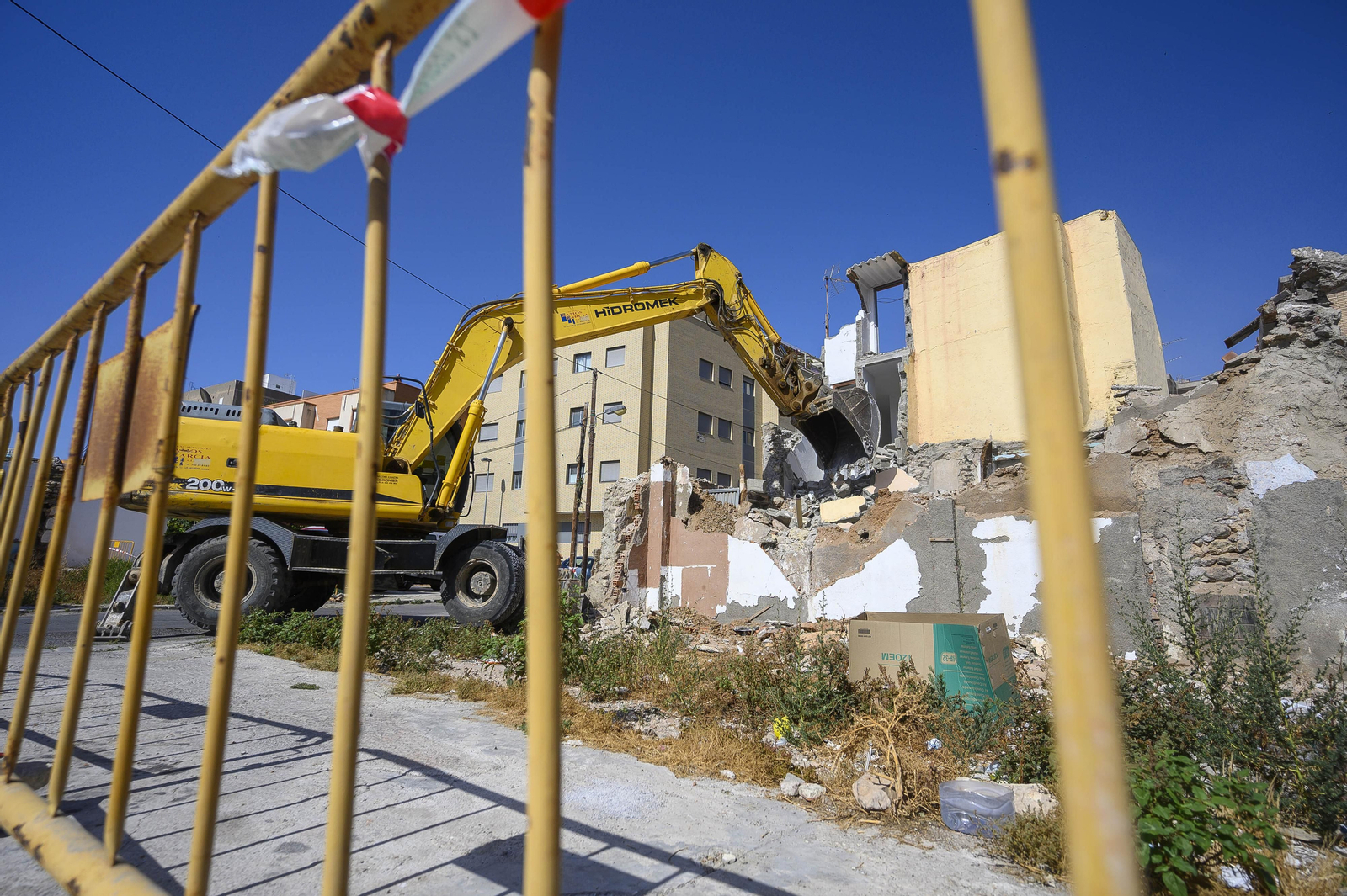 Demolición de viviendas en Barrio Alto