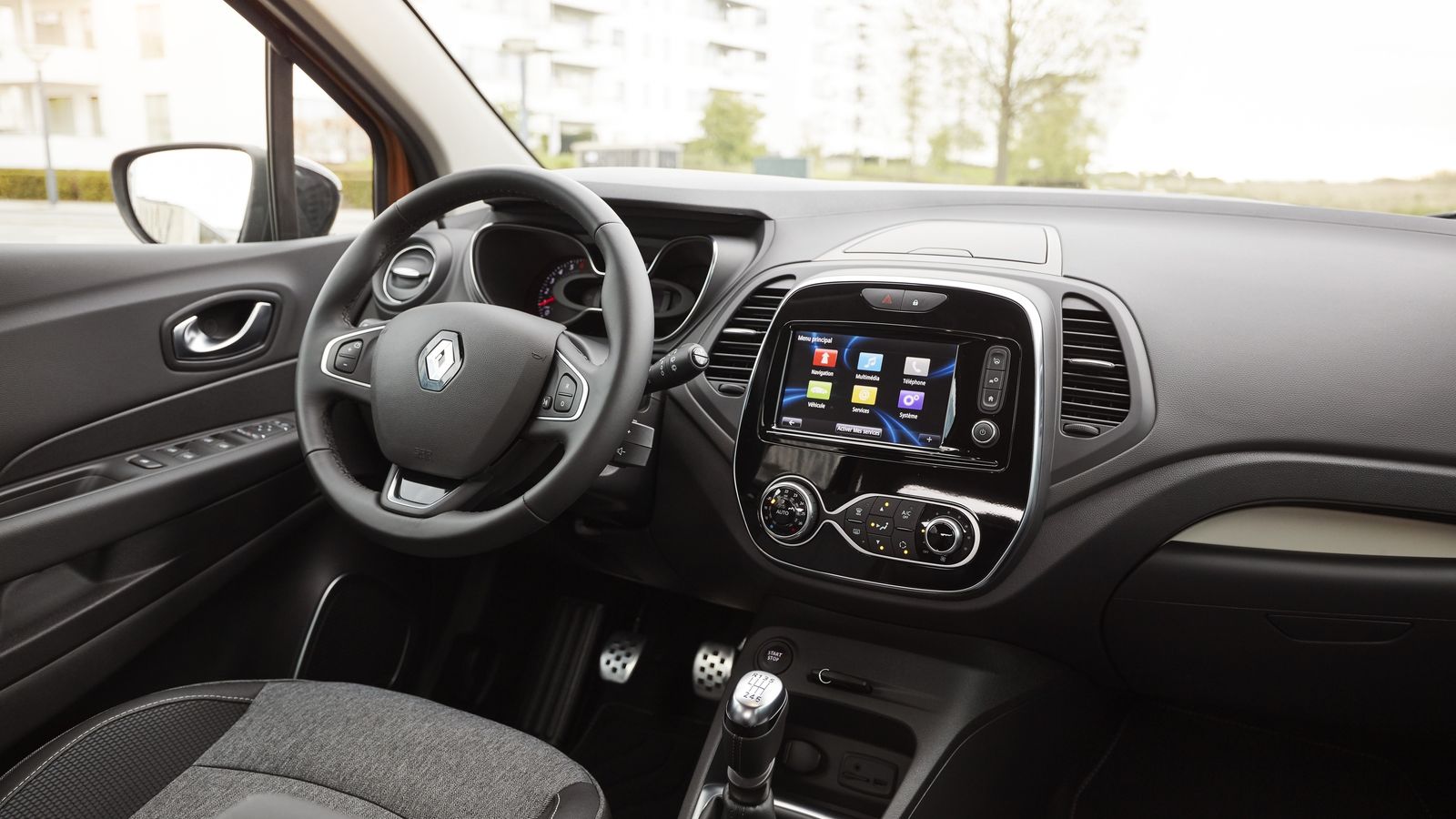 El Captur combina su sistema R-Link por primera vez con Android Auto.