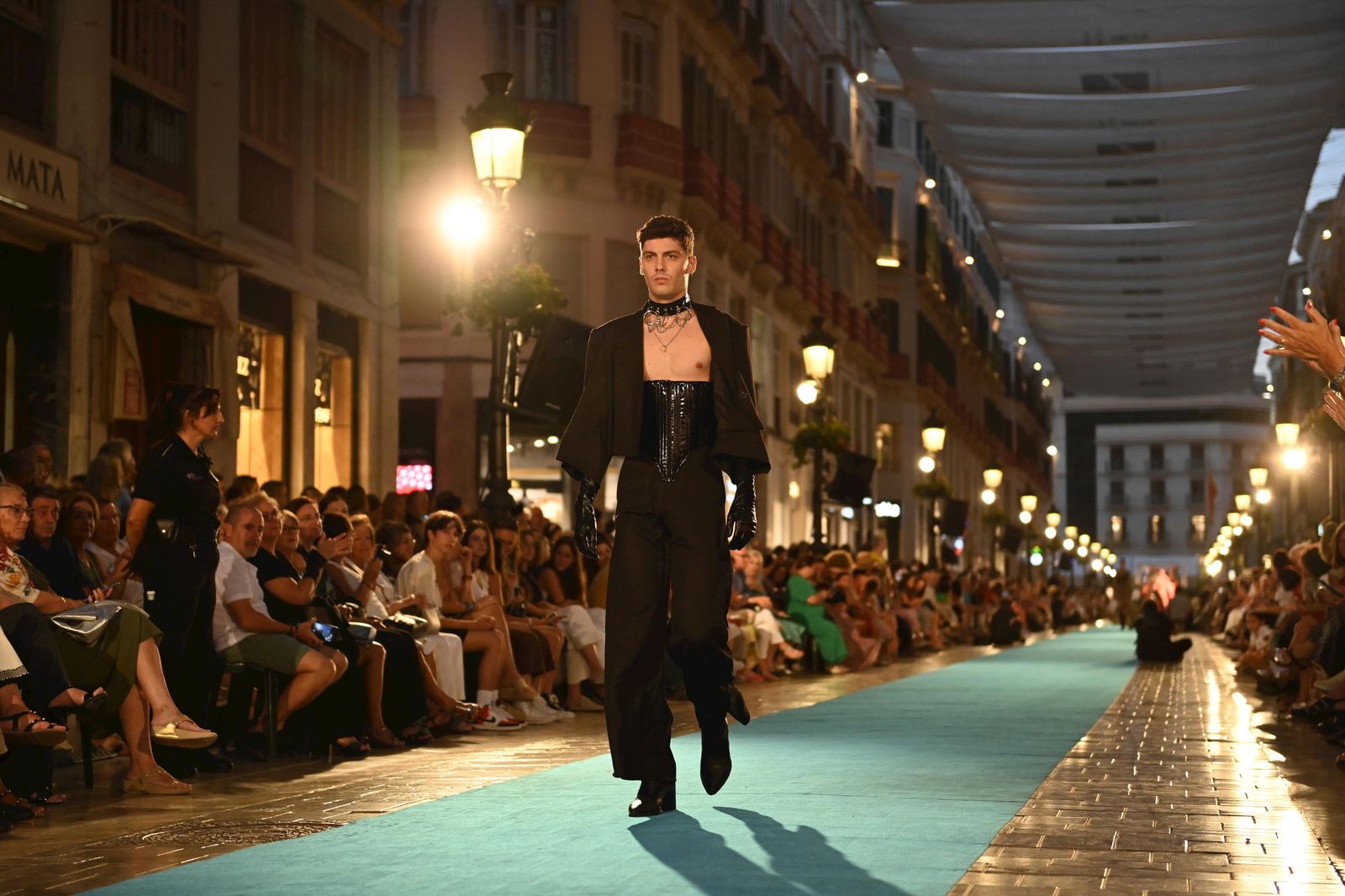 Segunda jornada de desfiles en calle Larios.