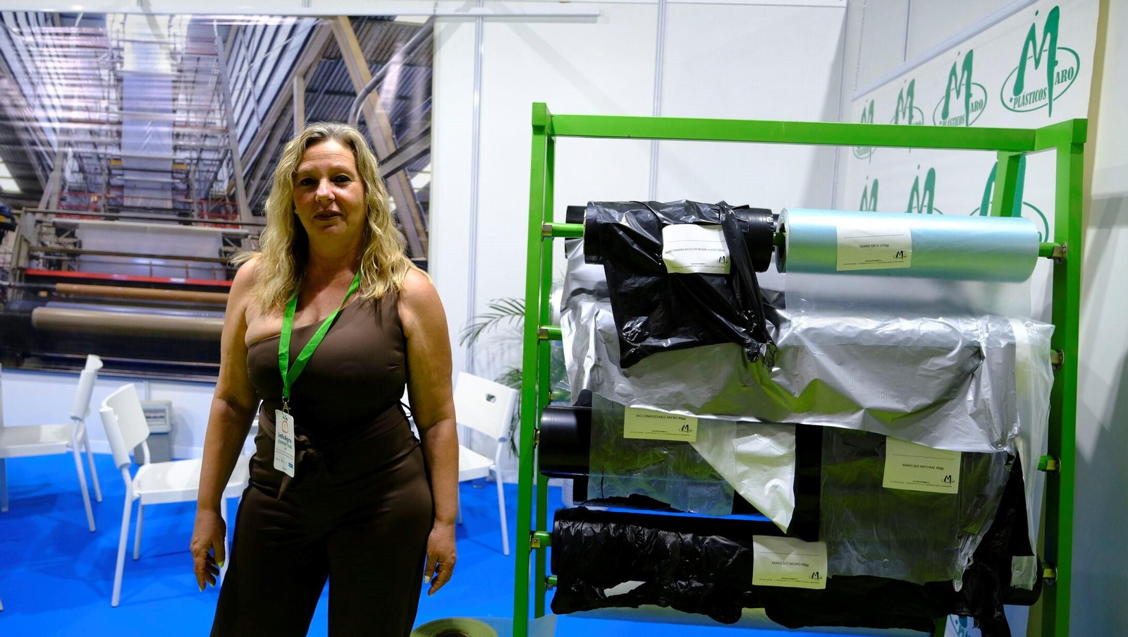 Olga Martínez, administradora de Plásticos Maro.