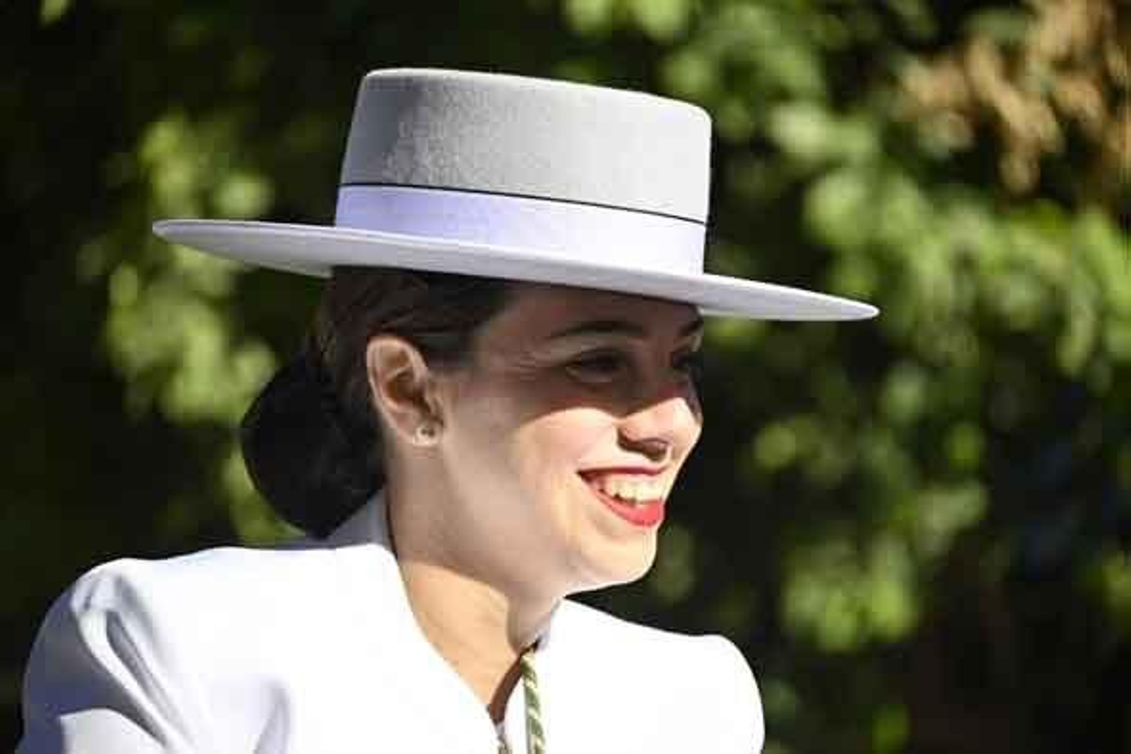 Las mejores imágenes de los peregrinos en la salida de Emigrantes