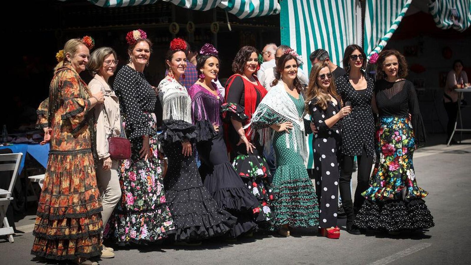 Mujeres en la Feria del Moscatel en 2023.