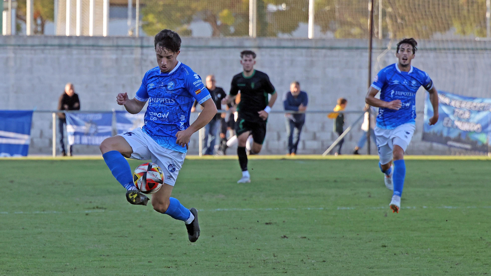 Xerez DFC - Córdoba B en el Pedro S. Garrido de Jerez