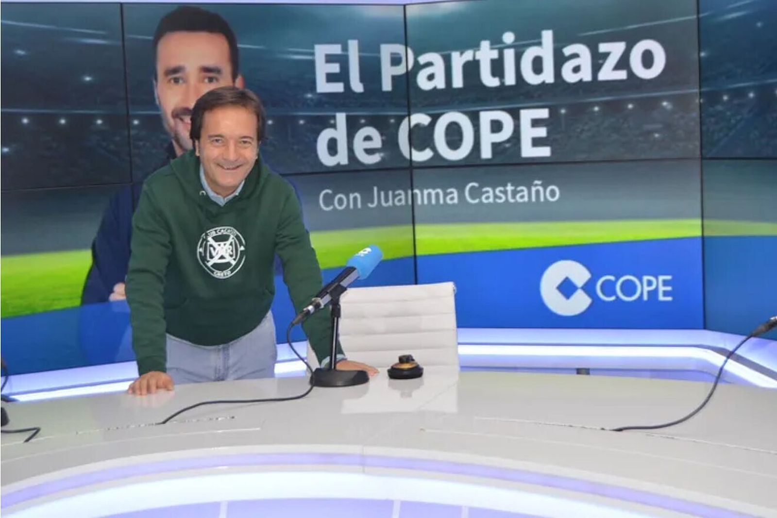 Guillermo Valadés persiste en su diagnóstico de cáncer pese a que nunca ha recibido ningún tipo de tratamiento.