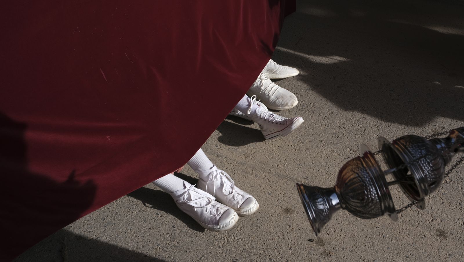Fotogalería de la procesión de La Estrella. Semana Santa de Almería 2022.