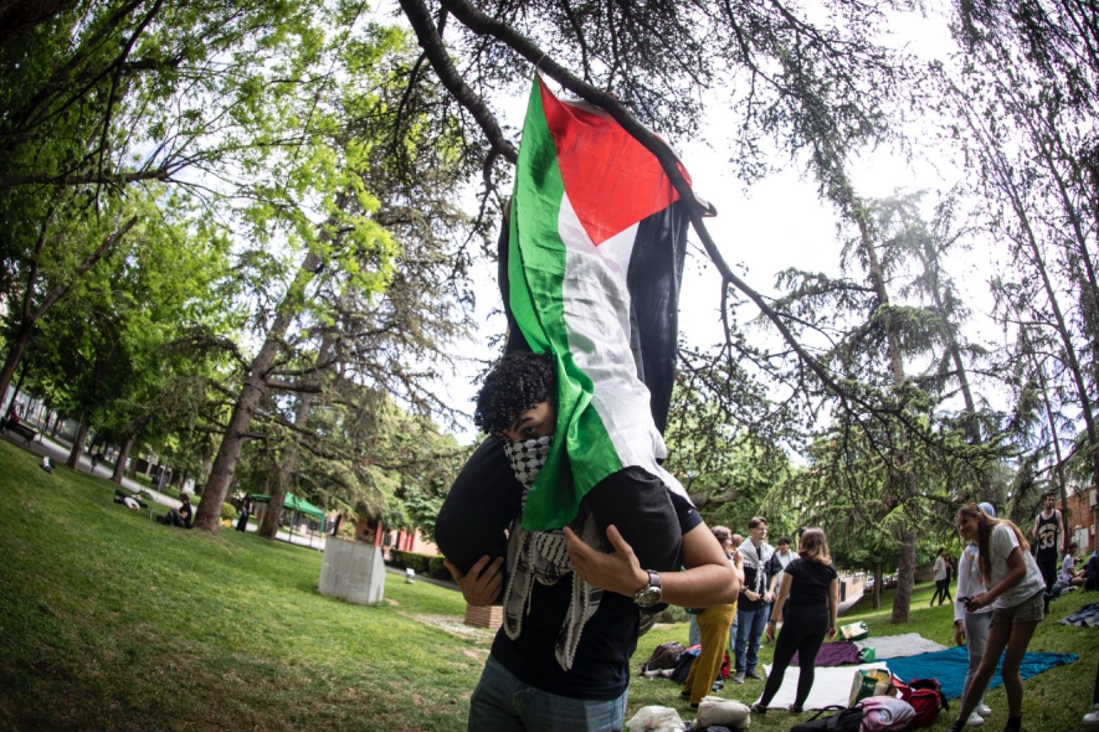 Los estudiantes de Granada se preparan para una acampada solidaria por Palestina