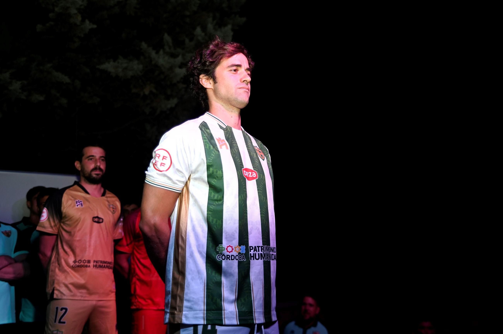 Las mejores fotos de la presentación de las nuevas camisetas del Córdoba Futsal
