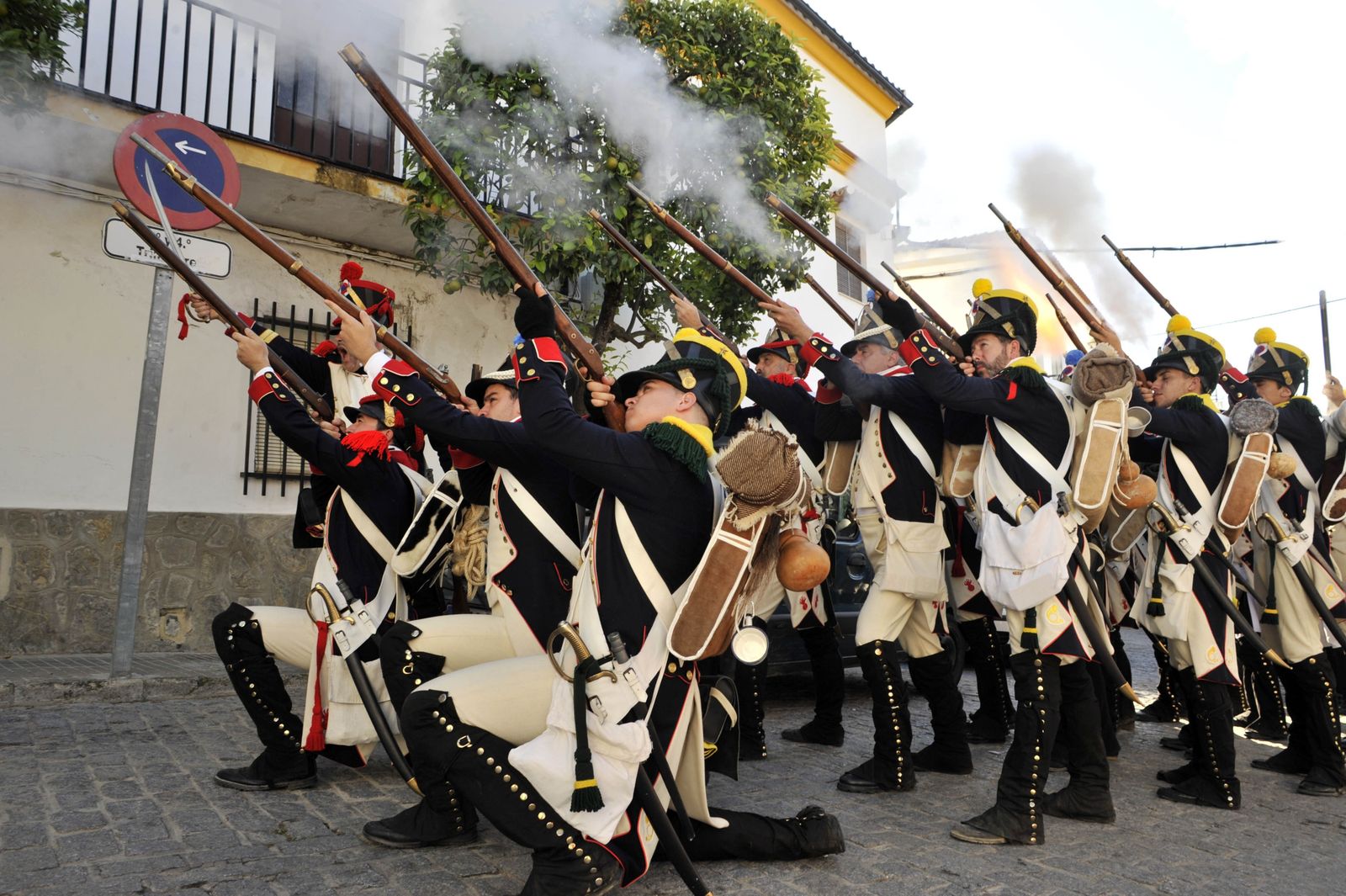 Escena de soldados en una recreación anterior a la pandemia.